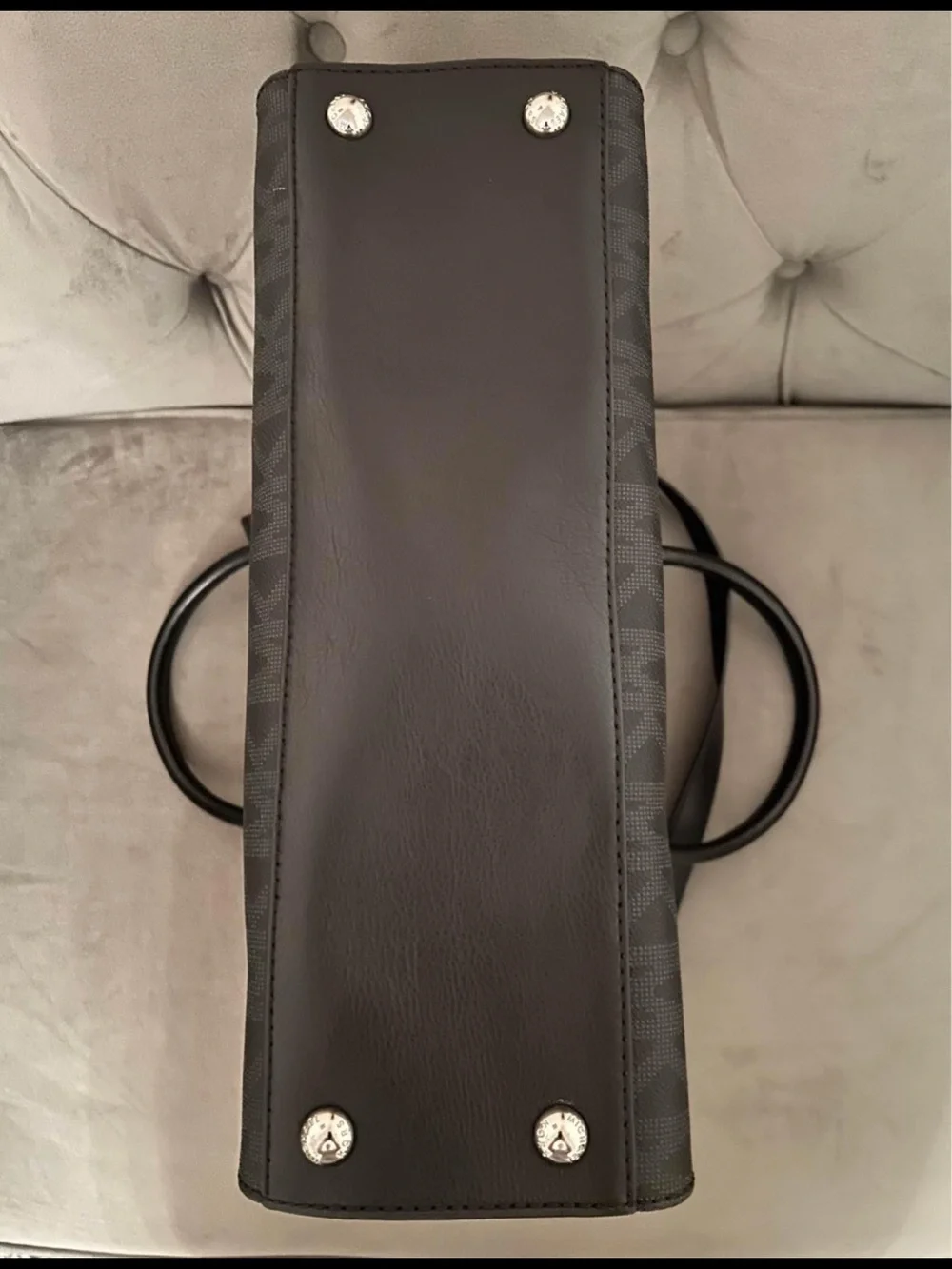 Michael Kors sophisticated michael